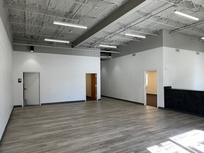 More Photos Of 4219 Charter Ave, Oklahoma City Distribution For Lease