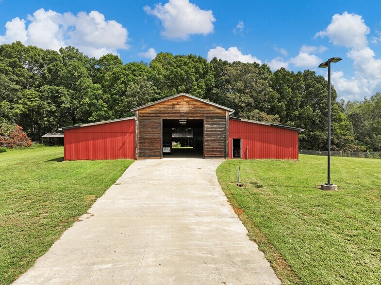 More Photos Of 541 Holiness Campground Rd, Cleveland Contractor Storage Yard For Sale