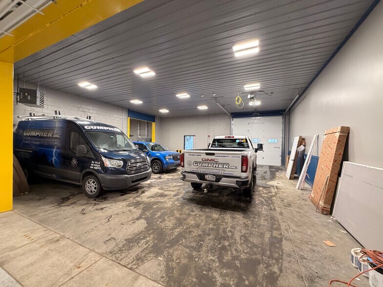 More Photos Of 630 Fifth Ave, East McKeesport Warehouse For Sale