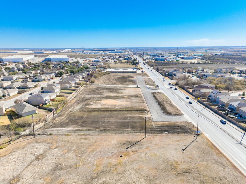 More Photos Of IH-10 E & N Foster Rd, San Antonio Land For Lease