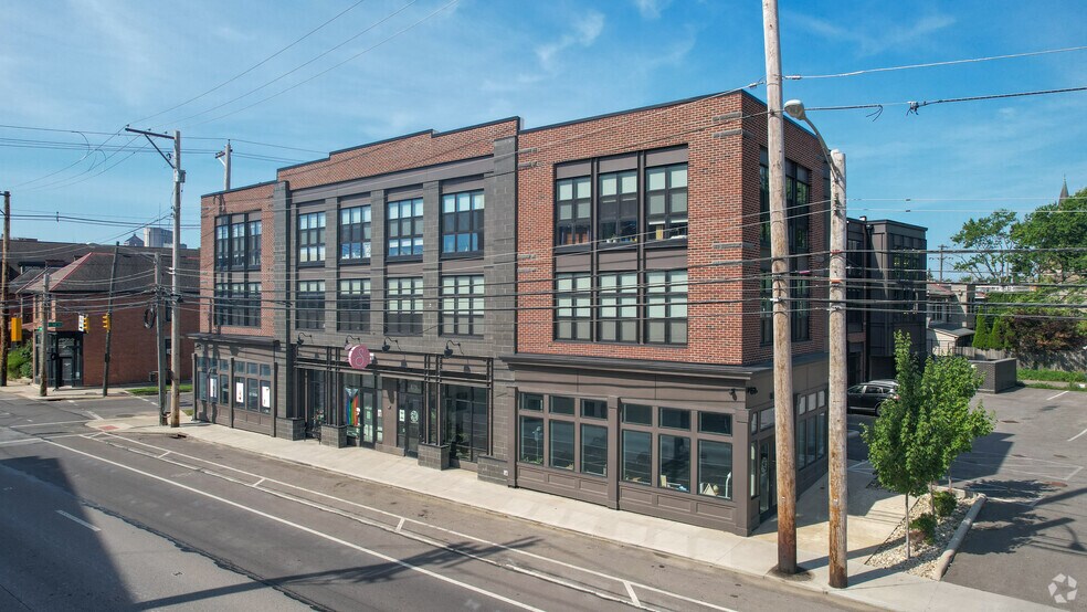 Primary Photo Of 869-875 N 4th St, Columbus Apartments For Lease