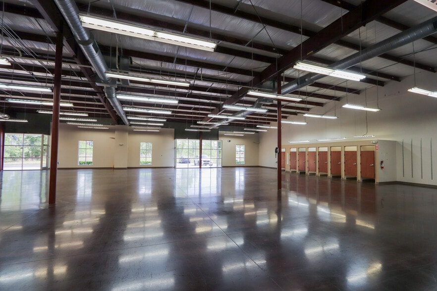 More Photos Of 7730A Trinity Rd, Cordova Unknown For Lease