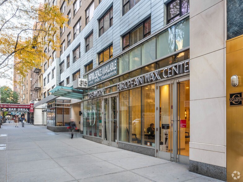 More Photos Of 330 W 58th St, New York Apartments For Lease