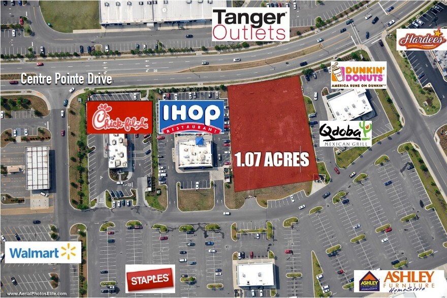 More Photos Of 4940 Centre Pointe Dr, Charleston Storefront For Lease