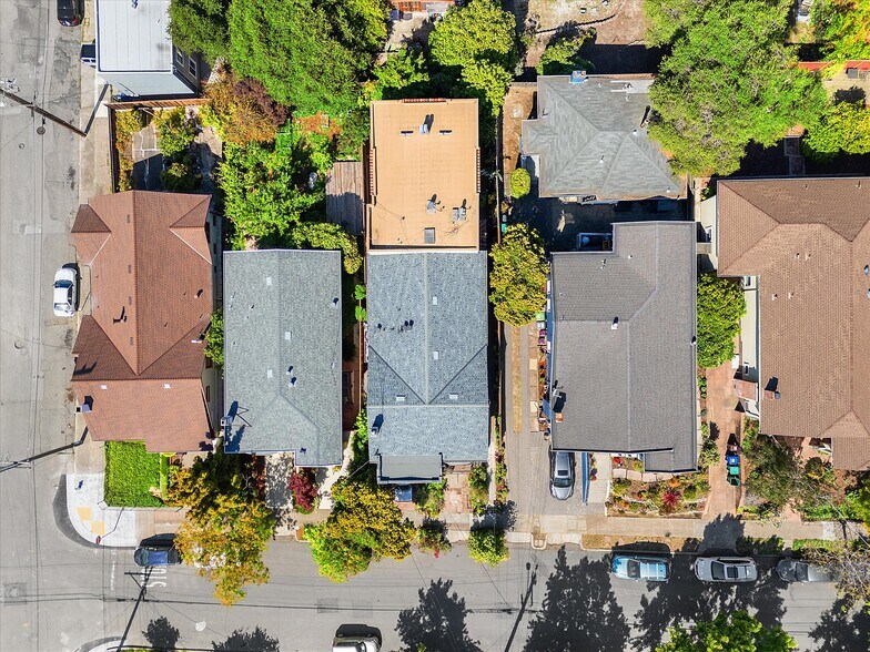 More Photos Of 1112 E 33rd St, Oakland Apartments For Sale