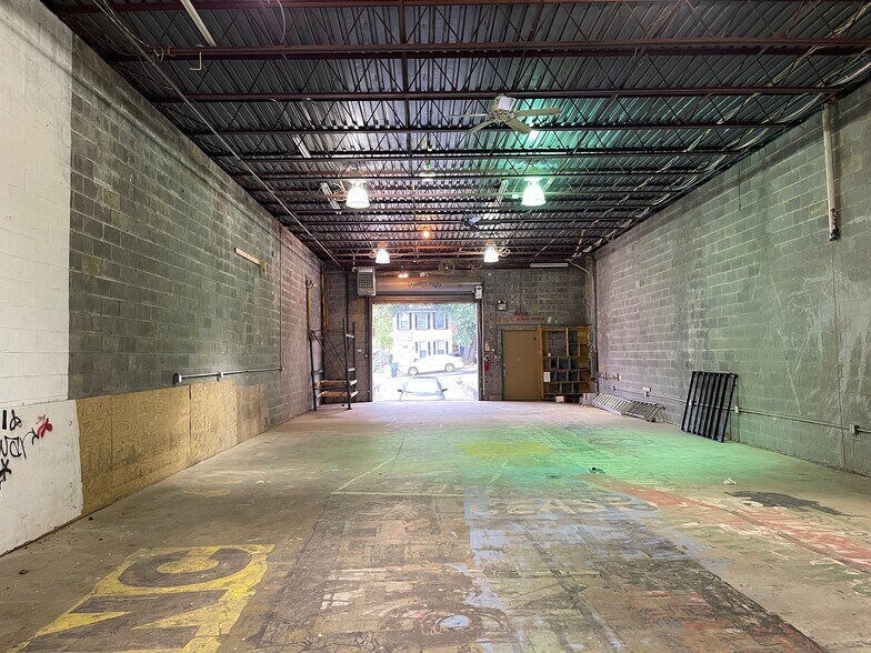 More Photos Of 2627 Evarts St NE, Washington Warehouse For Lease