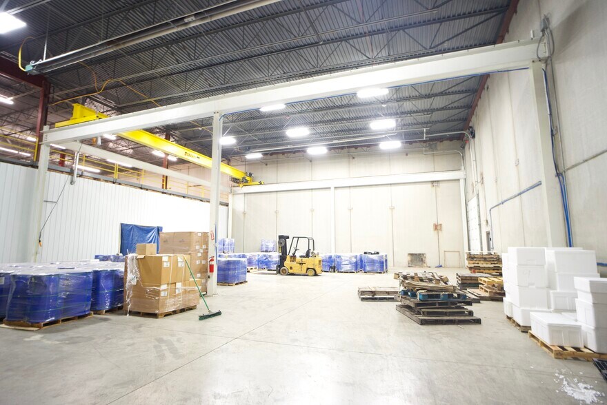 More Photos Of 6352 Airway Dr, Indianapolis Manufacturing For Sale