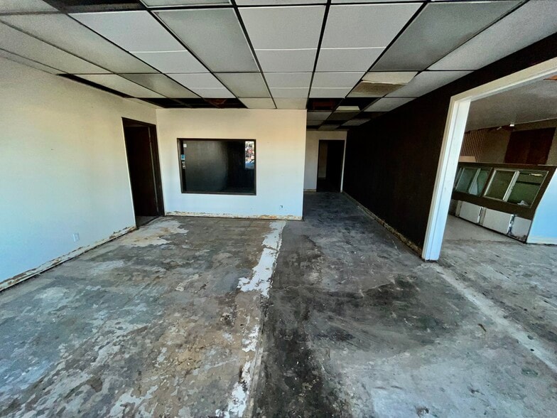 More Photos Of 1524-1526 Solano Ave, Vallejo Storefront For Sale