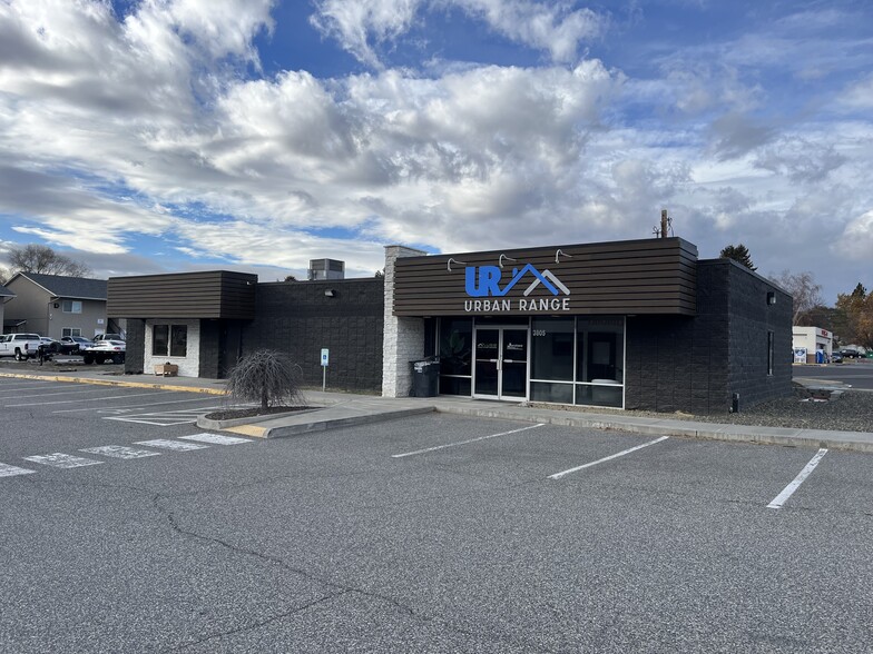 Primary Photo Of 3805 W Van Giesen St, West Richland General Retail For Lease