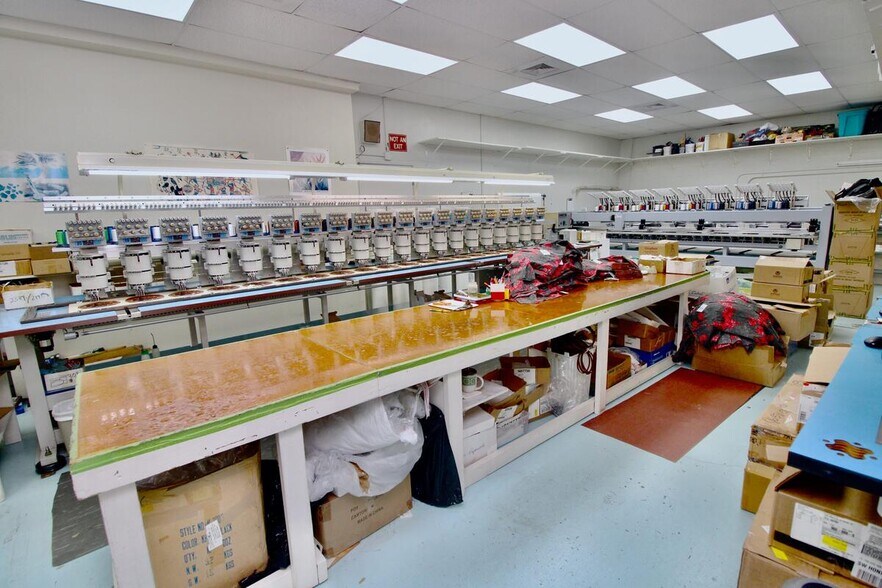 More Photos Of 524 Kalihi St, Honolulu Service For Sale