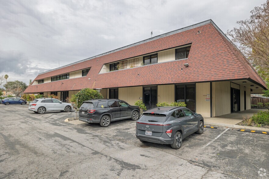 More Photos Of 2483 Old Middlefield Way, Mountain View Office Residential For Lease