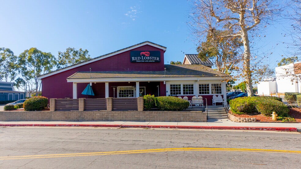 More Photos Of 21233 Hawthorne Blvd, Torrance Restaurant For Sale