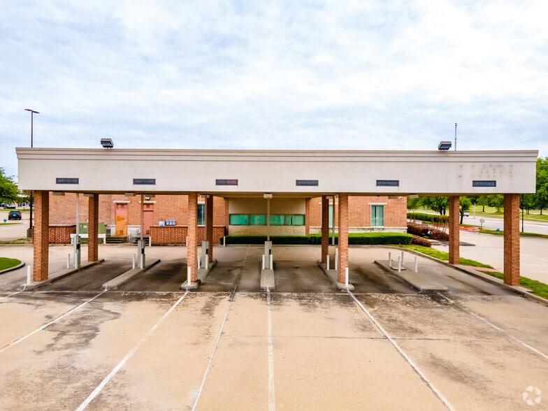 More Photos Of 2012 Midway Rd, Plano Bank For Sale