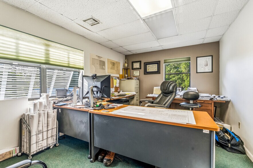 More Photos Of 1708 21st St, Vero Beach Office For Sale