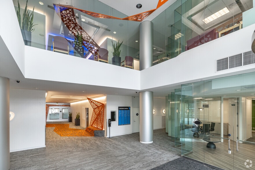 More Photos Of 3033 Excelsior Blvd, Minneapolis Medical For Lease