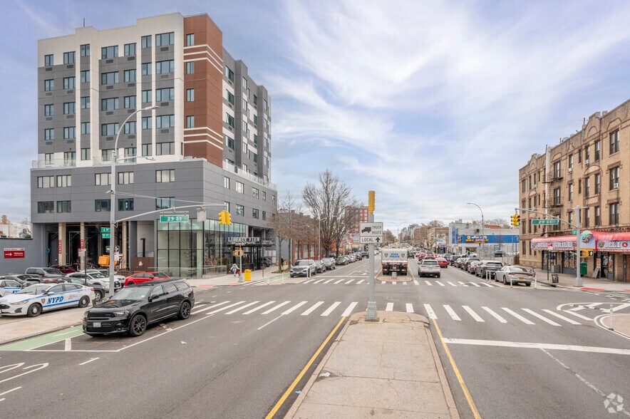 More Photos Of 822 4th Ave, Brooklyn Hotel For Lease