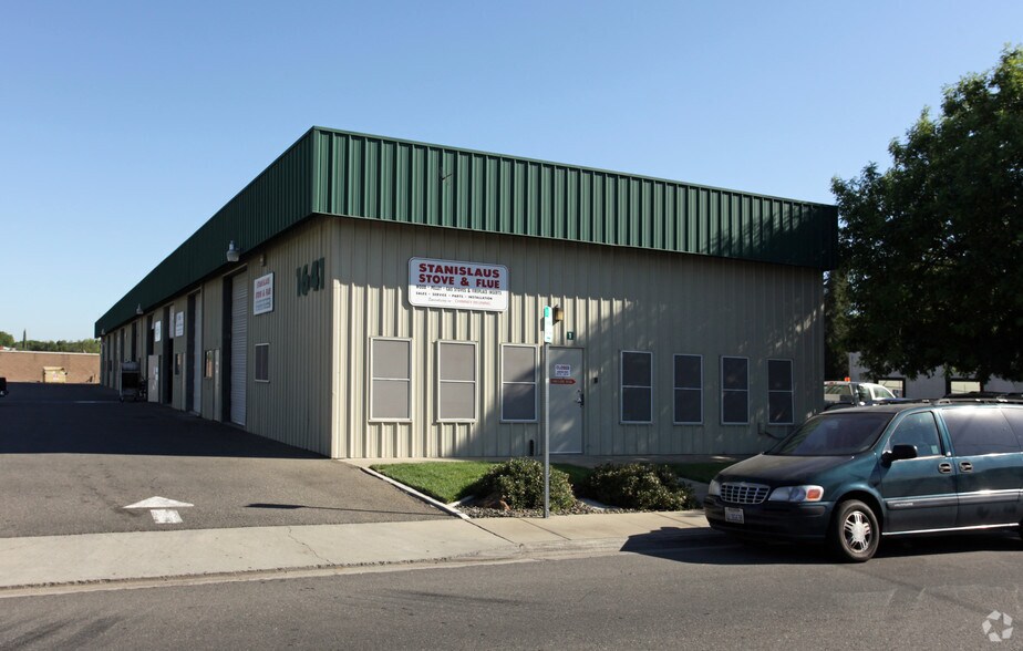 More Photos Of 1641 Princeton Ave, Modesto Warehouse For Lease