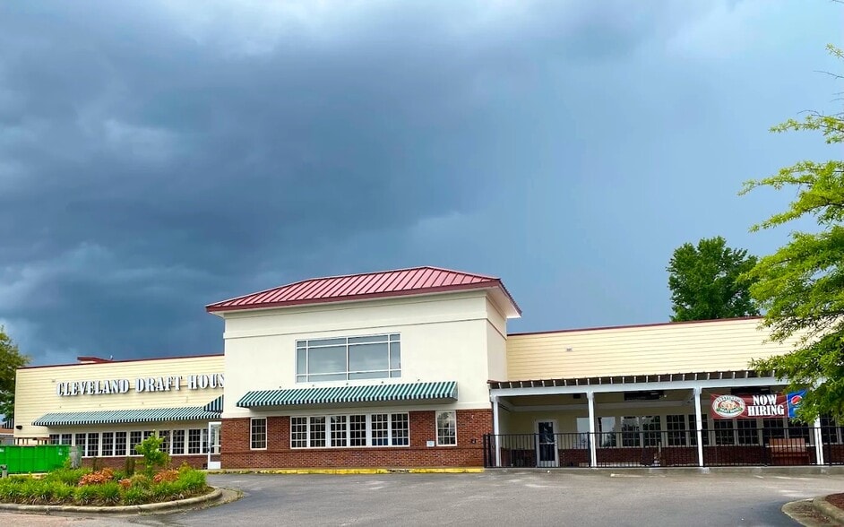 More Photos Of 1420 E Broad St, Fuquay Varina Restaurant For Sale