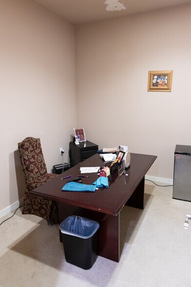 More Photos Of 4409 Hovis Rd, Charlotte Specialty For Sale