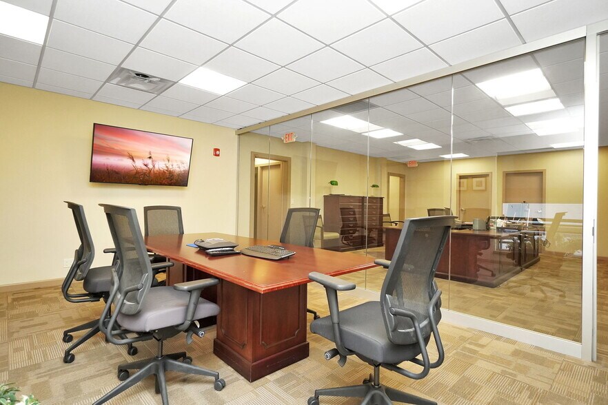 More Photos Of 50 Portland Pier, Portland Office For Lease