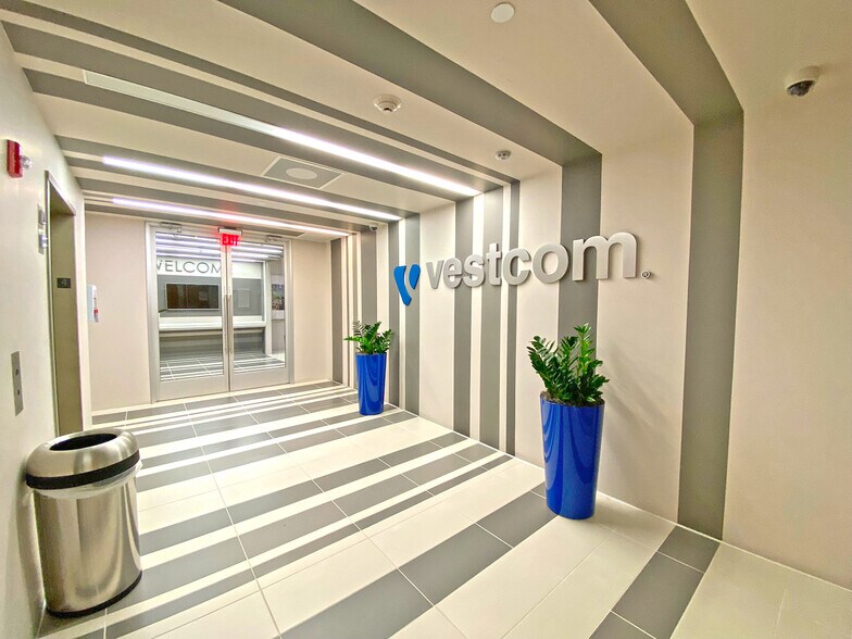 More Photos Of 2800 Cantrell Rd, Little Rock Office For Lease