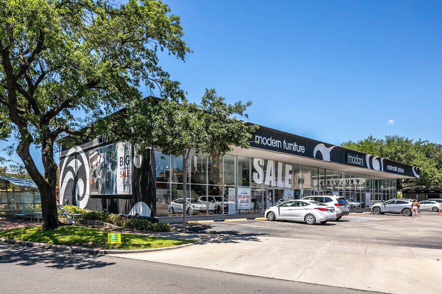 More Photos Of 5350 Westheimer Rd, Houston Unknown For Lease