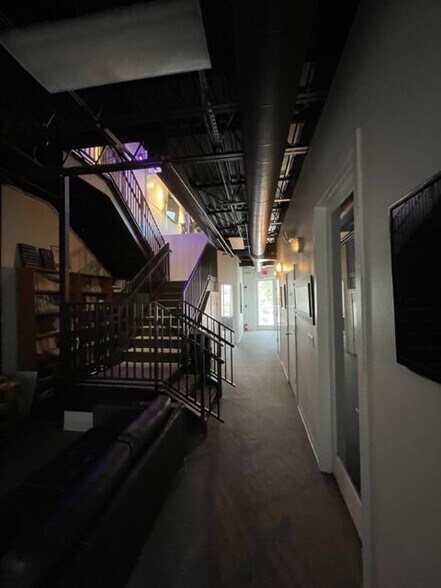 More Photos Of 1348-1358 Fruitville Rd, Sarasota Office Residential For Sale