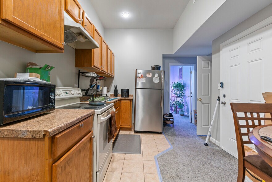 More Photos Of 1918 McCulloh St, Baltimore Apartments For Sale