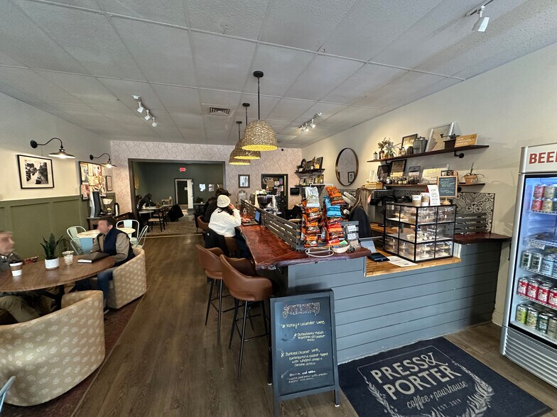 More Photos Of 4-12 Union St, Concord General Retail For Sale