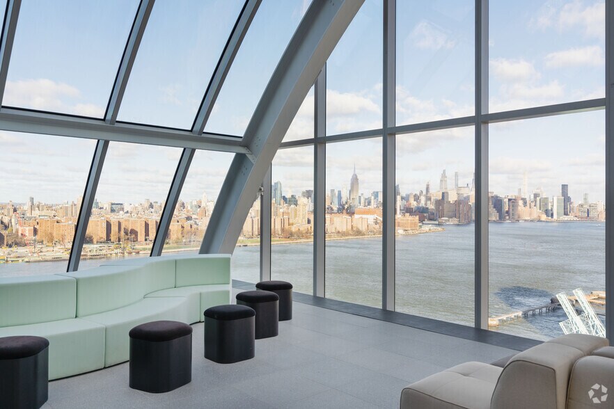 More Photos Of 300 Kent Ave, Brooklyn Office For Lease