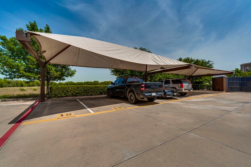 More Photos Of 1301 Municipal Way, Grapevine Office For Lease