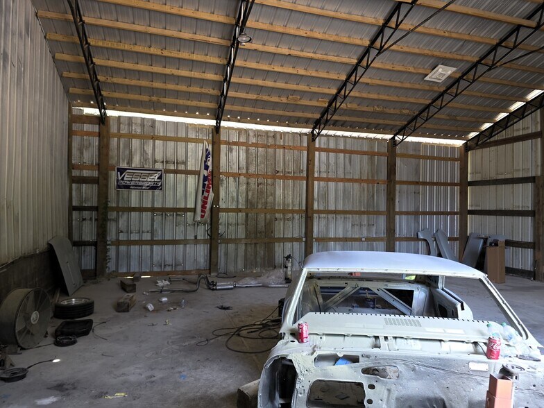 More Photos Of 22195 Cedar St, Robertsdale Warehouse For Sale