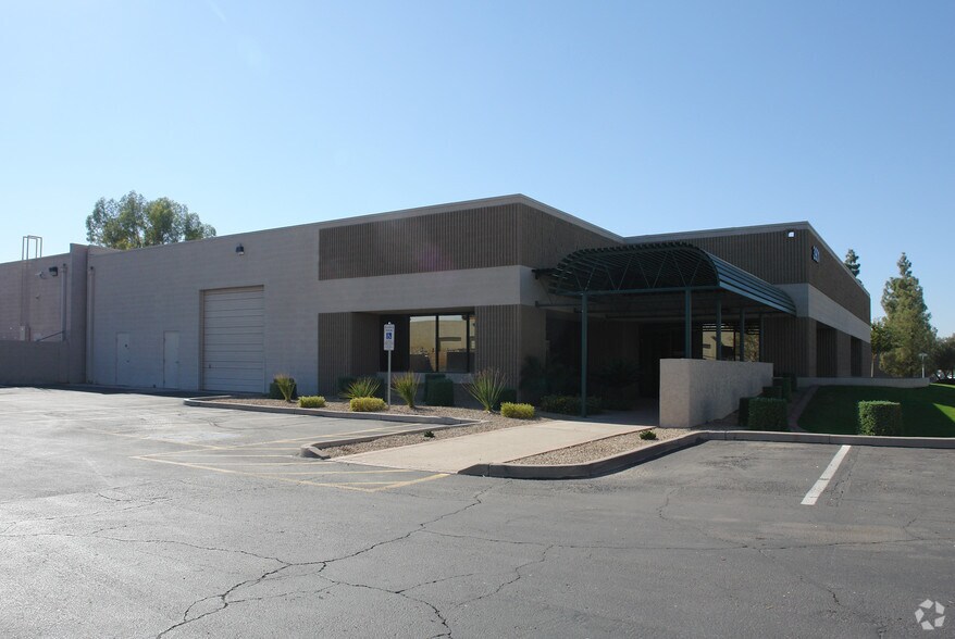 More Photos Of 3901 E Roeser Rd, Phoenix Distribution For Lease