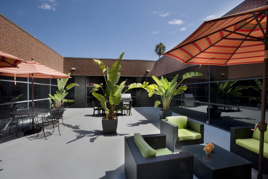 More Photos Of 475 Washington Blvd, Marina Del Rey Office For Lease