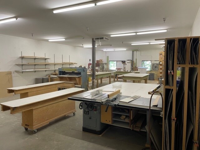 More Photos Of 405 S Pierce Ave, Louisville Warehouse For Lease