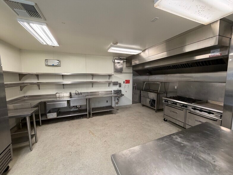 More Photos Of 168 S 11th St, San Jose Sorority Fraternity House For Sale