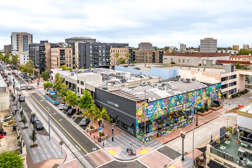 More Photos Of 220 E 4th St, Santa Ana Apartments For Lease