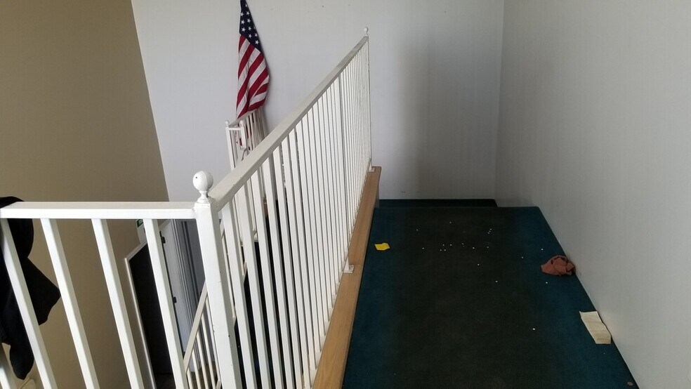 More Photos Of 12541 Minuteman Dr, Draper Auto Repair For Sale