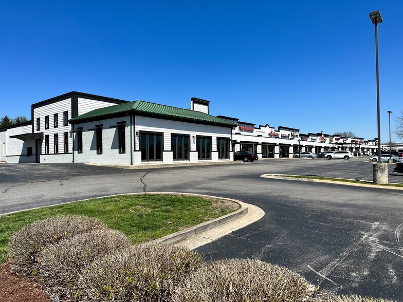 Primary Photo Of 760 Campbell Ln, Bowling Green General Retail For Lease