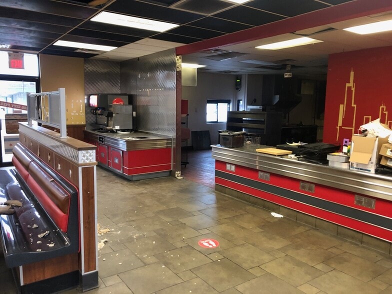 More Photos Of 2601 Charlestown Rd, New Albany Fast Food For Sale