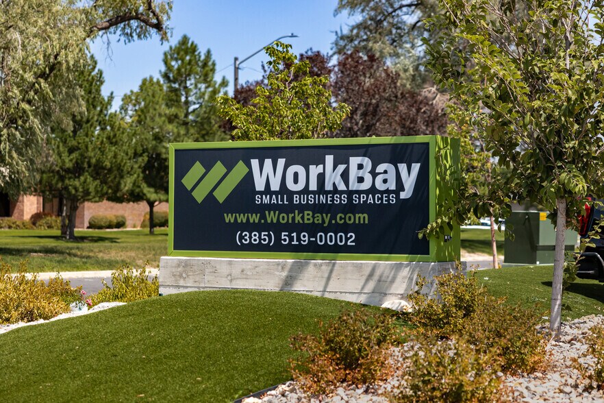 More Photos Of 3747 W Parkway Blvd, West Valley City Warehouse For Lease
