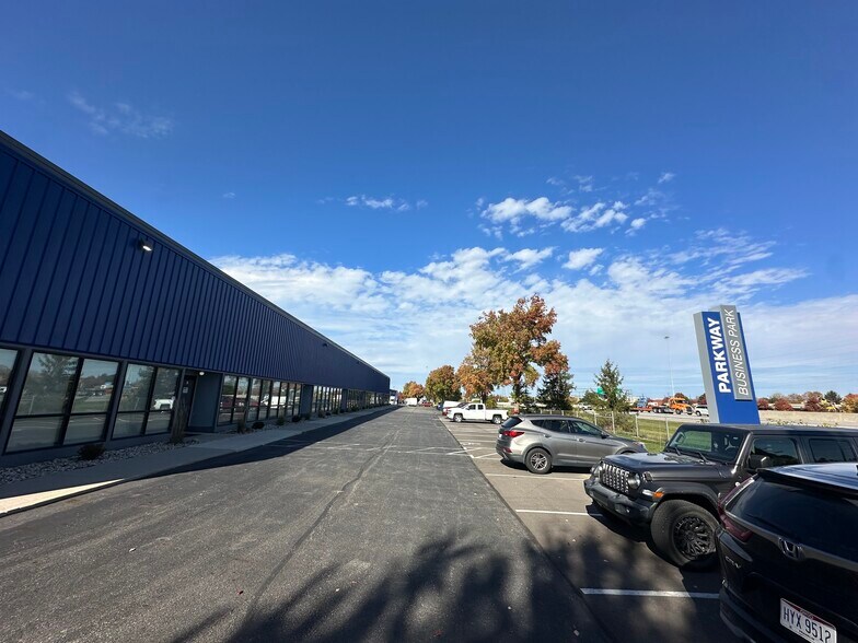 More Photos Of 3670 Parkway Ln, Hilliard Warehouse For Lease