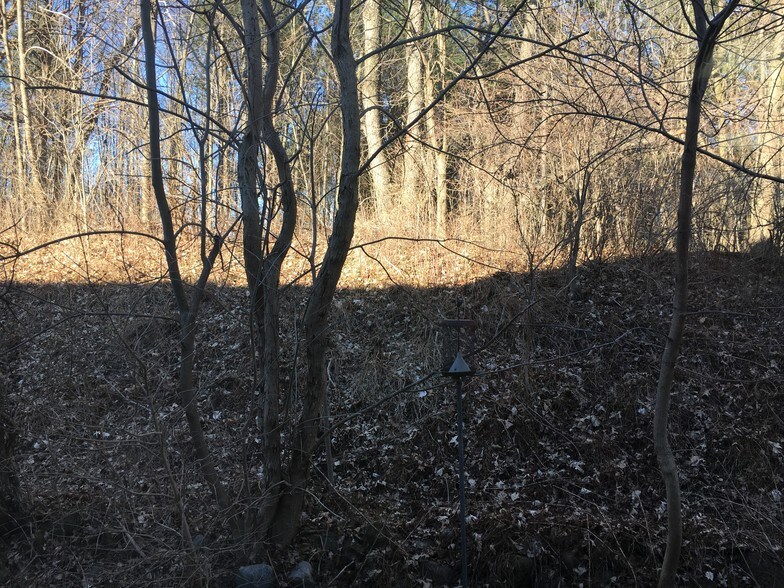 More Photos Of 836 Centennial Way, Lansing Medical For Sale