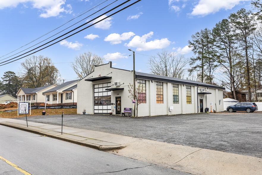 Primary Photo Of 1008 N Main St, China Grove Warehouse For Sale