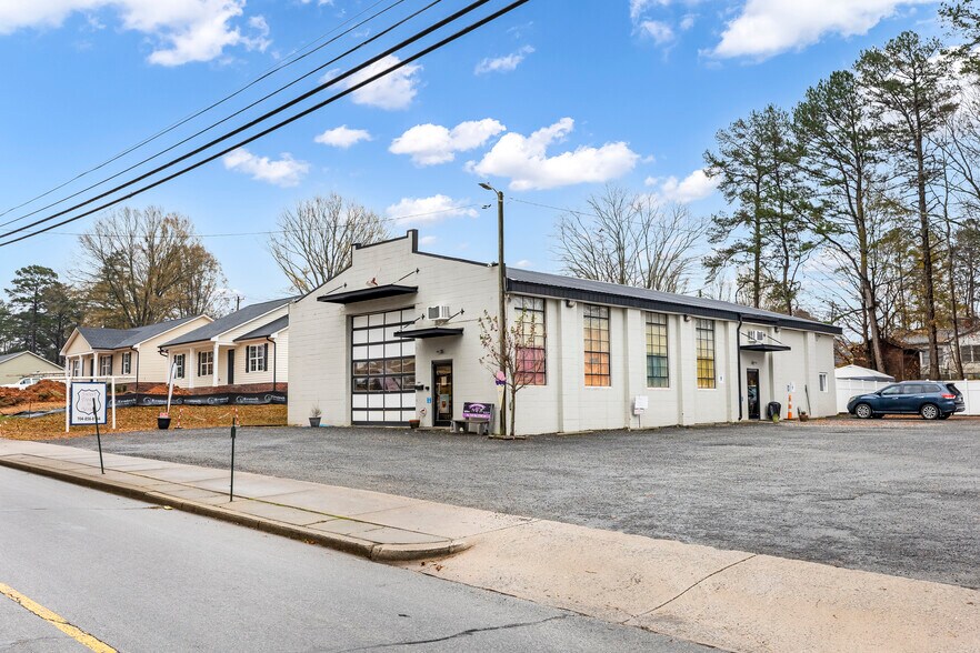 Primary Photo Of 1008 N Main St, China Grove Warehouse For Sale