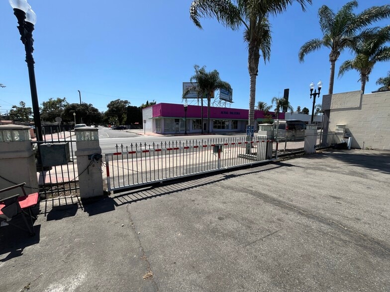 More Photos Of 1325 S Main St, Santa Ana Land For Lease
