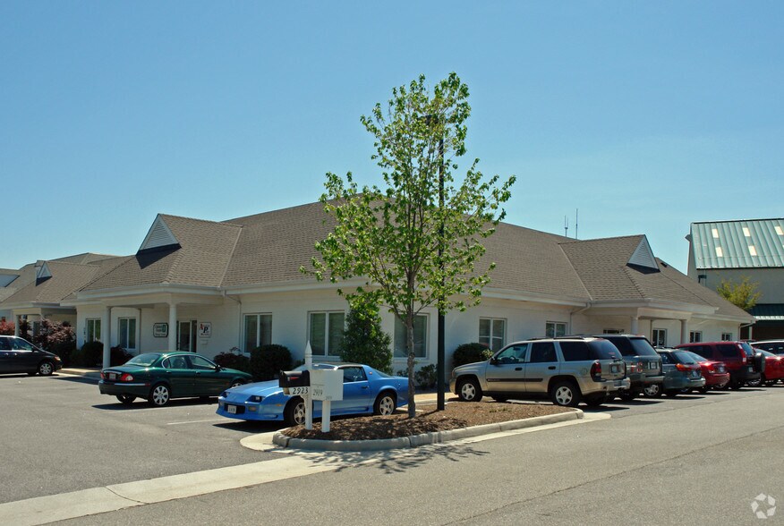 Primary Photo Of 2929 Polo Pky, Midlothian Loft Creative Space For Lease