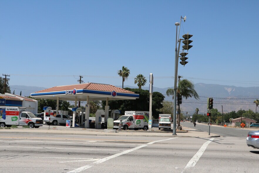 More Photos Of 25362 E 3rd St, San Bernardino Freestanding For Lease