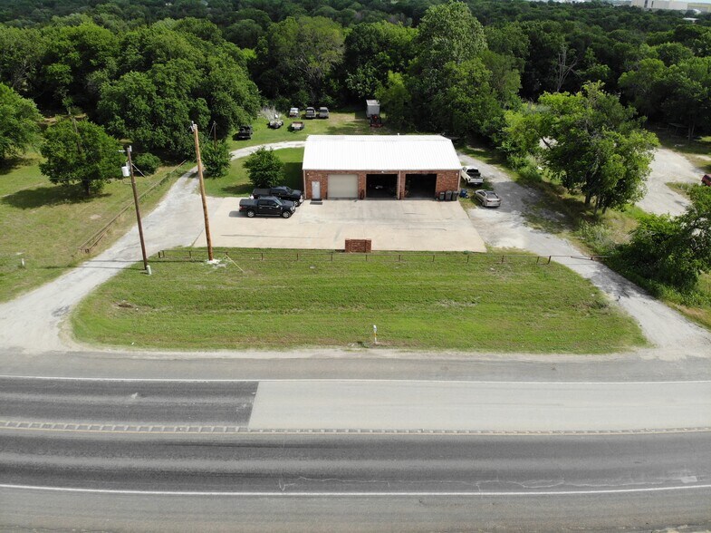 More Photos Of 966 E Ovilla Rd, Red Oak General Retail For Sale