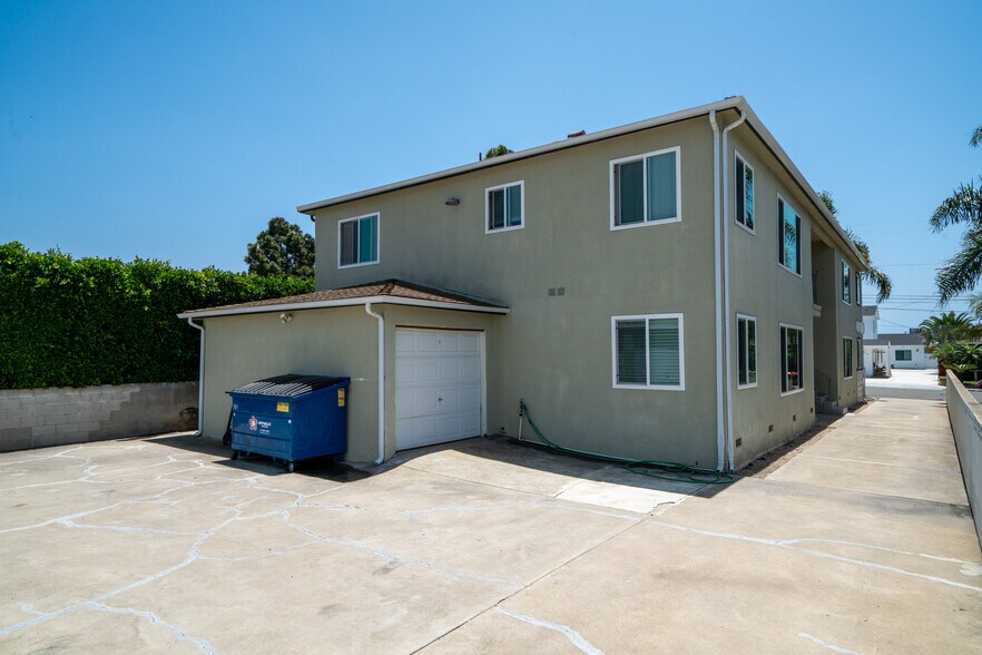 More Photos Of 731 Owen Dr, Huntington Beach Apartments For Sale